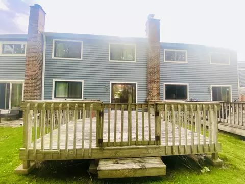 411 Hickory Dr, Wheeling, IL 60090 photo 14