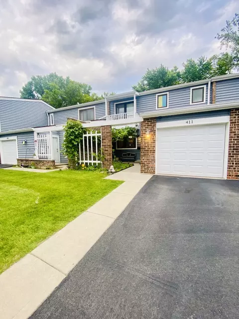 411 Hickory Dr, Wheeling, IL 60090