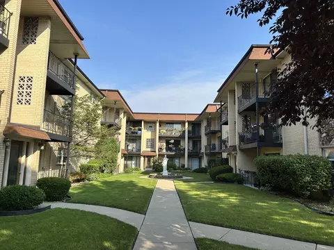 5020 N Austin Ave #3I, Chicago, IL 60630