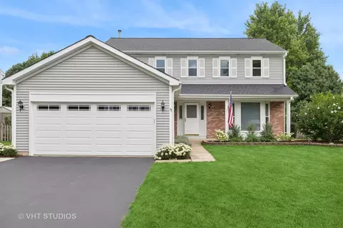 59 Mohawk St, Cary, IL 60013