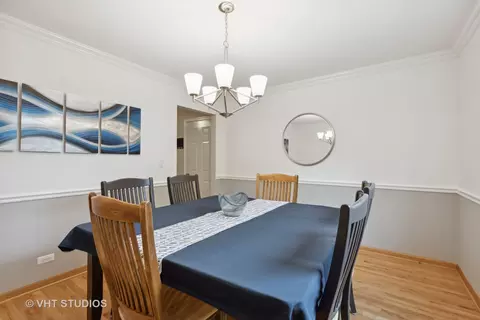 Dining - 59 Mohawk St, Cary, IL 60013 photo 2 of 2