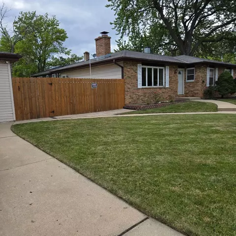 1900 Natoma Ave, North Chicago, IL 60064