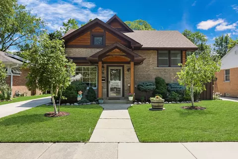 8933 Austin Ave, Morton Grove, IL 60053