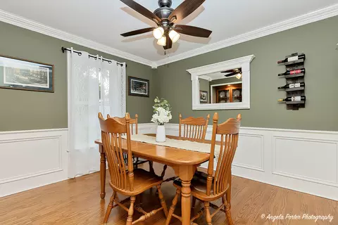 Dining - 3713 Maple Ave, Mchenry, IL 60050 photo 1 of 3