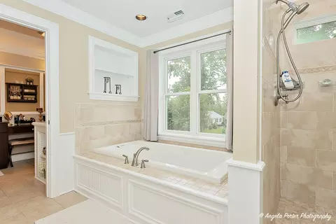 Bath - 3713 Maple Ave, Mchenry, IL 60050 photo 3 of 3