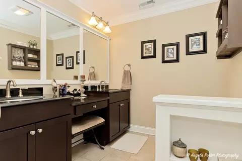 Bath - 3713 Maple Ave, Mchenry, IL 60050 photo 2 of 3