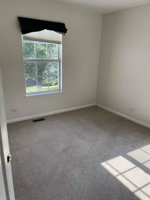 Bedroom - 12 Arbordale Ct, Algonquin, IL 60102 photo 1 of 1