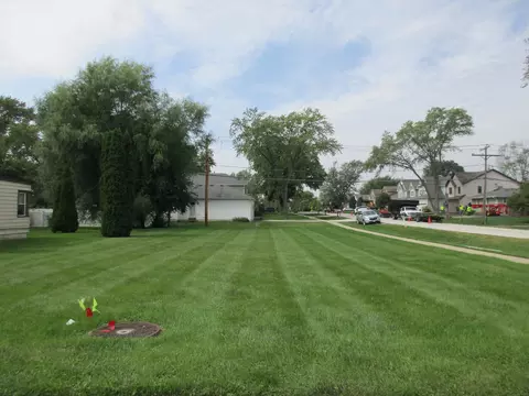 1 Main Street, Downers Grove, IL 60516