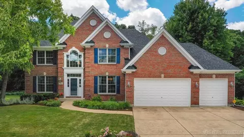 1404 Harvell Dr, Batavia, IL 60510