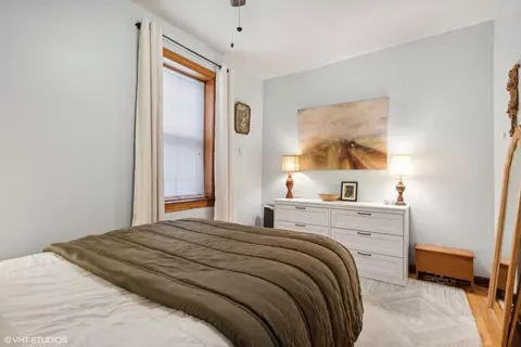 Bedroom - 842 W 33rd St, Chicago, IL 60608 photo 2 of 5