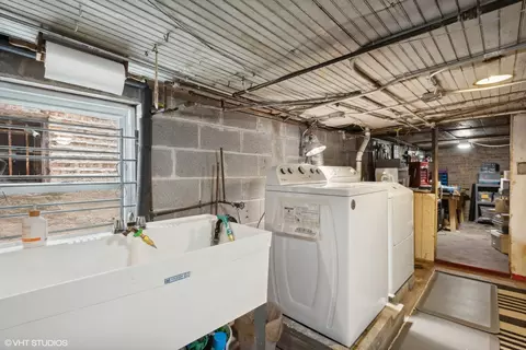 Other - 842 W 33rd St, Chicago, IL 60608 photo 4 of 4