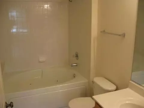 2219 Waterleaf Ct #104, Naperville, IL 60564 photo 10
