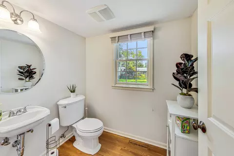 104 E 14th Ave, Naperville, IL 60563 photo 18