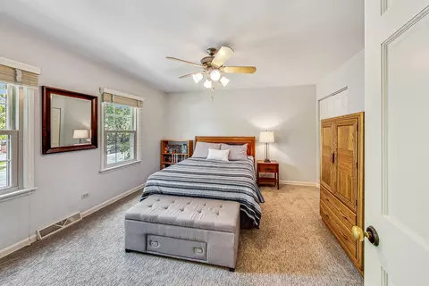 104 E 14th Ave, Naperville, IL 60563 photo 28