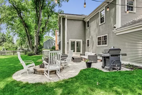 104 E 14th Ave, Naperville, IL 60563 photo 38