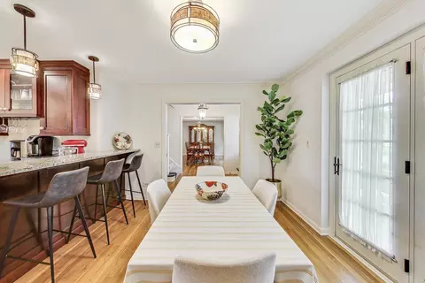 104 E 14th Ave, Naperville, IL 60563 photo 7