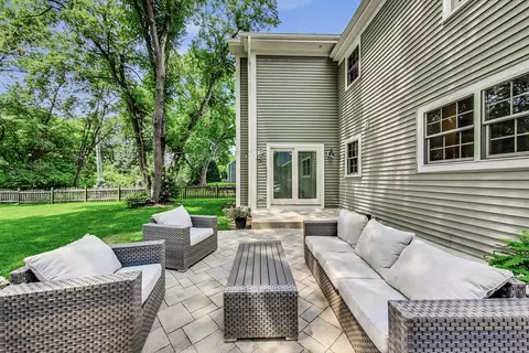 104 E 14th Ave, Naperville, IL 60563 photo 39