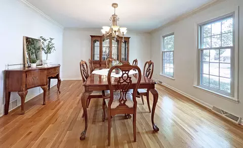 104 E 14th Ave, Naperville, IL 60563 photo 17