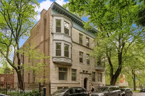 1221 E 57th St #1, Chicago, IL 60637