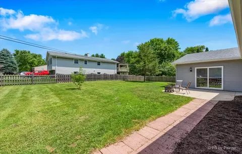 1306 May Ave, Mchenry, IL 60051 photo 8