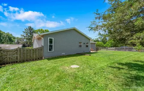 1306 May Ave, Mchenry, IL 60051 photo 6