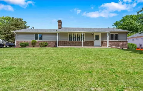 1306 May Ave, Mchenry, IL 60051