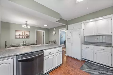 1306 May Ave, Mchenry, IL 60051 photo 15