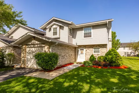 867 N Tamarac Blvd, Addison, IL 60101