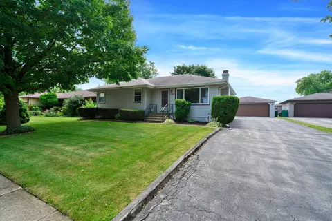 3262 D Hutchison Ave, Joliet, IL 60431