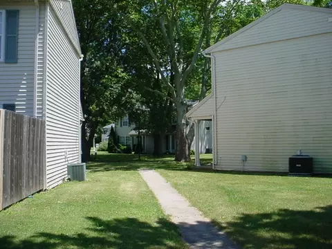 608 S Duncan Rd #B, Champaign, IL 61821 photo 22