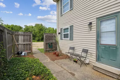 608 S Duncan Rd #B, Champaign, IL 61821 photo 17