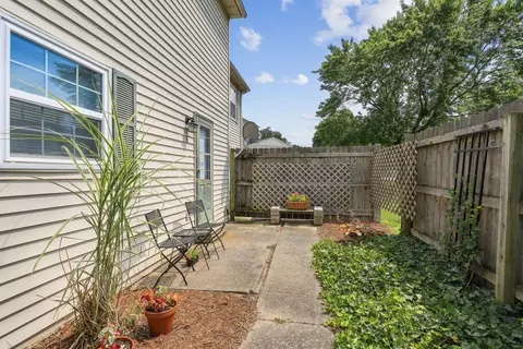 608 S Duncan Rd #B, Champaign, IL 61821 photo 16