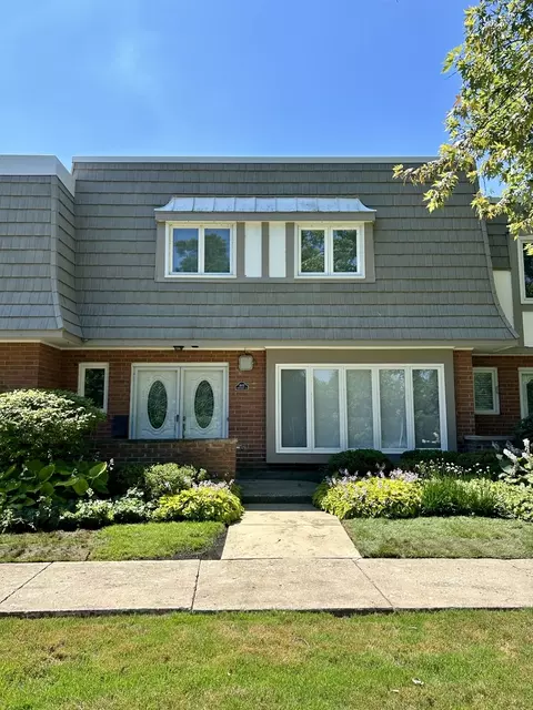 1502 Concorde Cir #1502, Highland Park, IL 60035