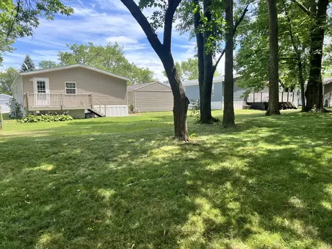 1133 11th St, Bloomington, IL 61704 photo 28