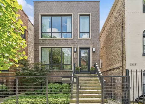 2229 W Shakespeare Ave, Chicago, IL 60647