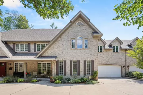 1004 S Chatham Ave, Elmhurst, IL 60126