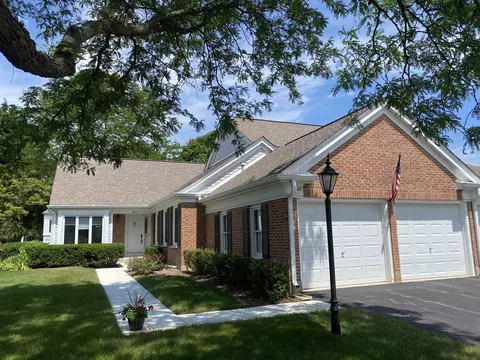 640 Stirling Ln, Prospect Heights, IL 60070