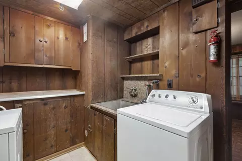 Other - 2063 Cedar St, Des Plaines, IL 60018 photo 2 of 2