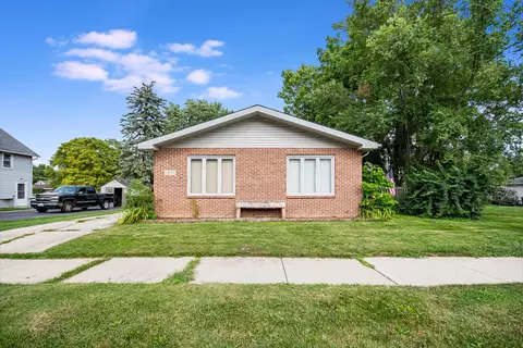 107 N Kinzie St, Thornton, IL 60476