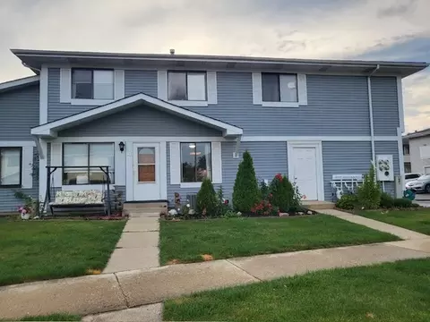 29 W520 Winchester Cir #55-3, Warrenville, IL 60555
