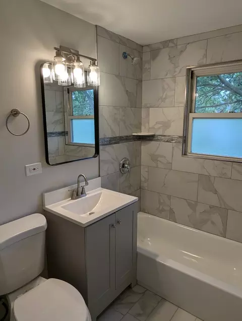 8 Michael Rd, Park Forest, IL 60466 photo 11
