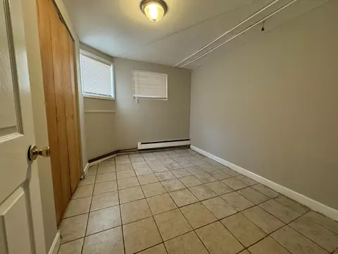 Bedroom - 6240 S Champlain Ave, Chicago, IL 60637 photo 2 of 4