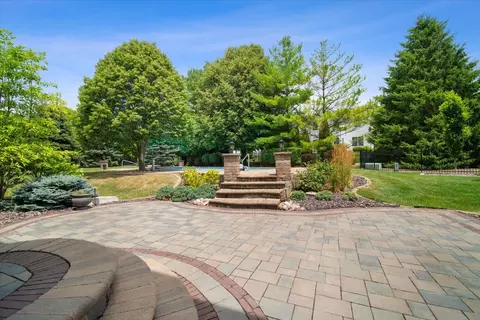 8 Weaver Ct, Bloomington, IL 61704 photo 50