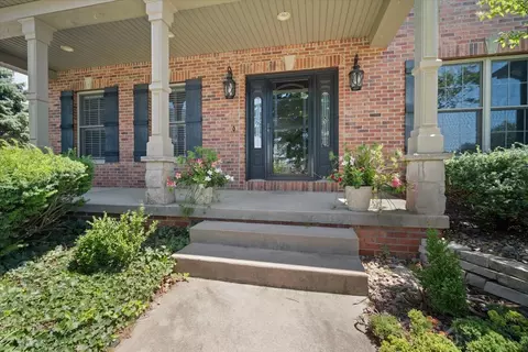 8 Weaver Ct, Bloomington, IL 61704 photo 12