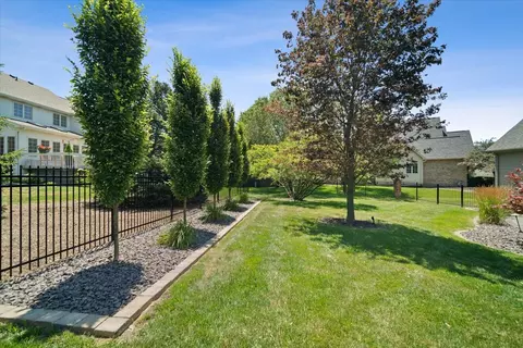 8 Weaver Ct, Bloomington, IL 61704 photo 55