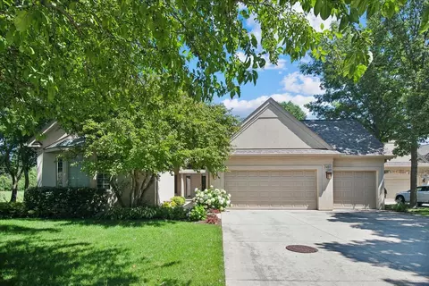 2491 Augusta Way, Highland Park, IL 60035
