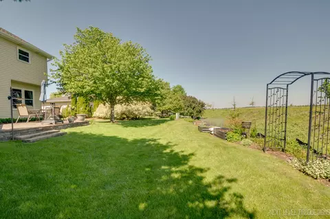 246 Ream Dr, Elburn, IL 60119 photo 31