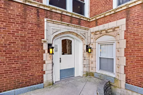 1023 E 46th St #1E, Chicago, IL 60653 photo 4