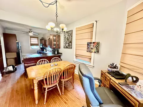 944 Saint John St, Elgin, IL 60120 photo 9