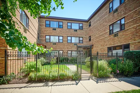 6903 N Bell Ave #3E, Chicago, IL 60645